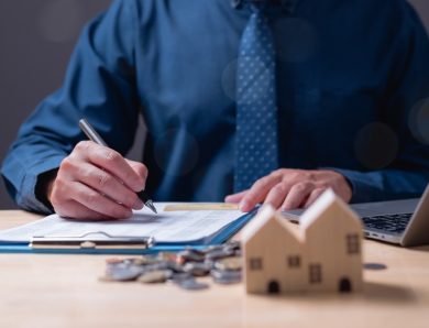 Avoiding Common Mistakes When Selling Real Estate